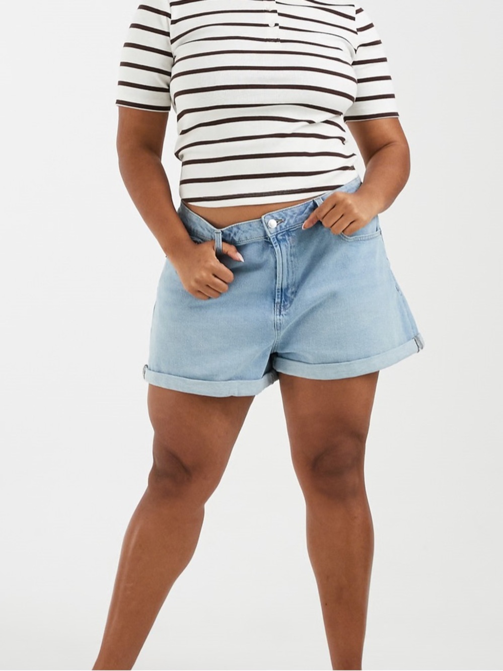 ASOS DESIGN Curve denim comfort mom shorts in mid blue, 16